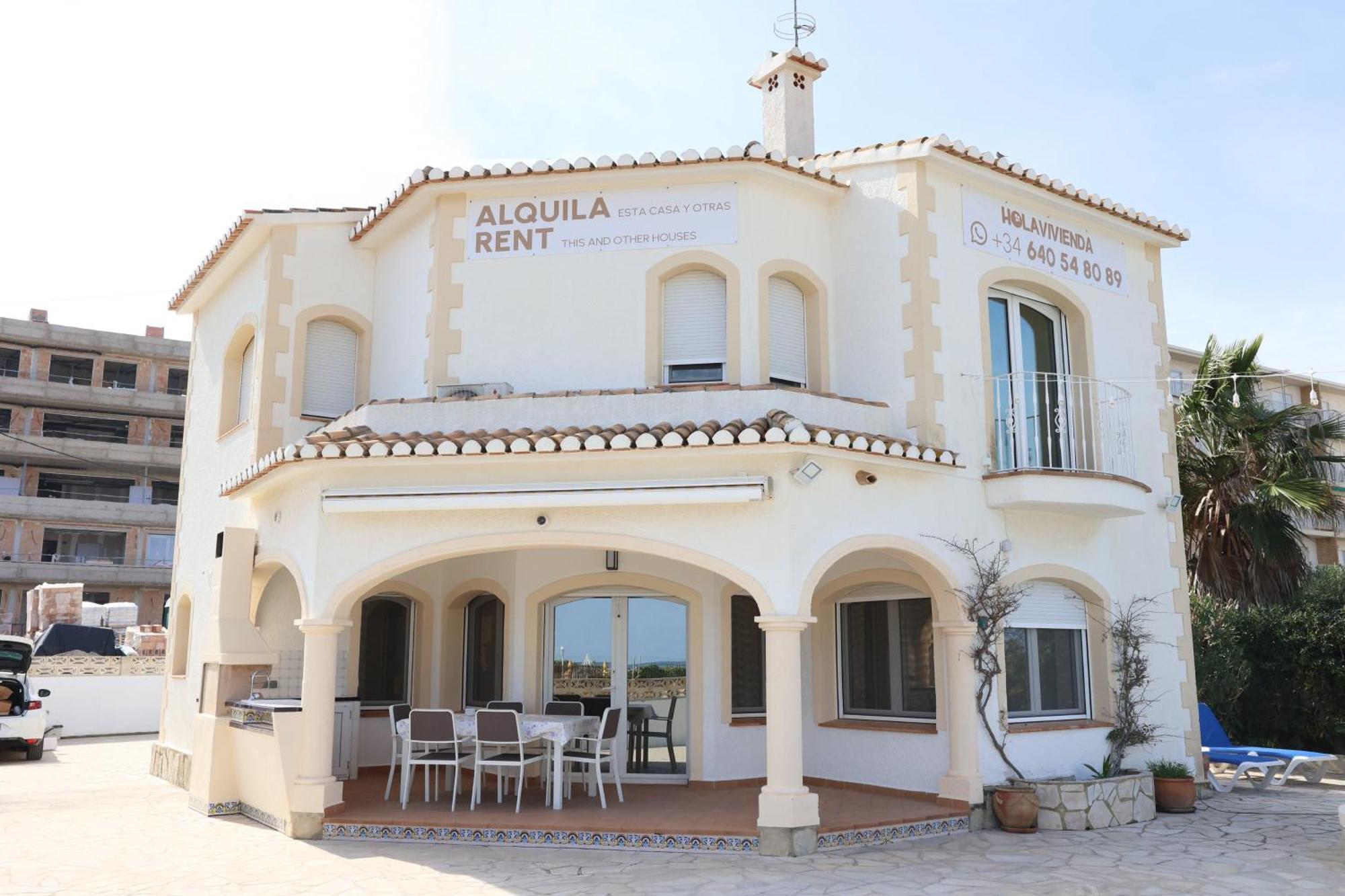 Chalet En La Playa Con Piscina Privada - Holavivienda Inmobiliaria Дения Экстерьер фото